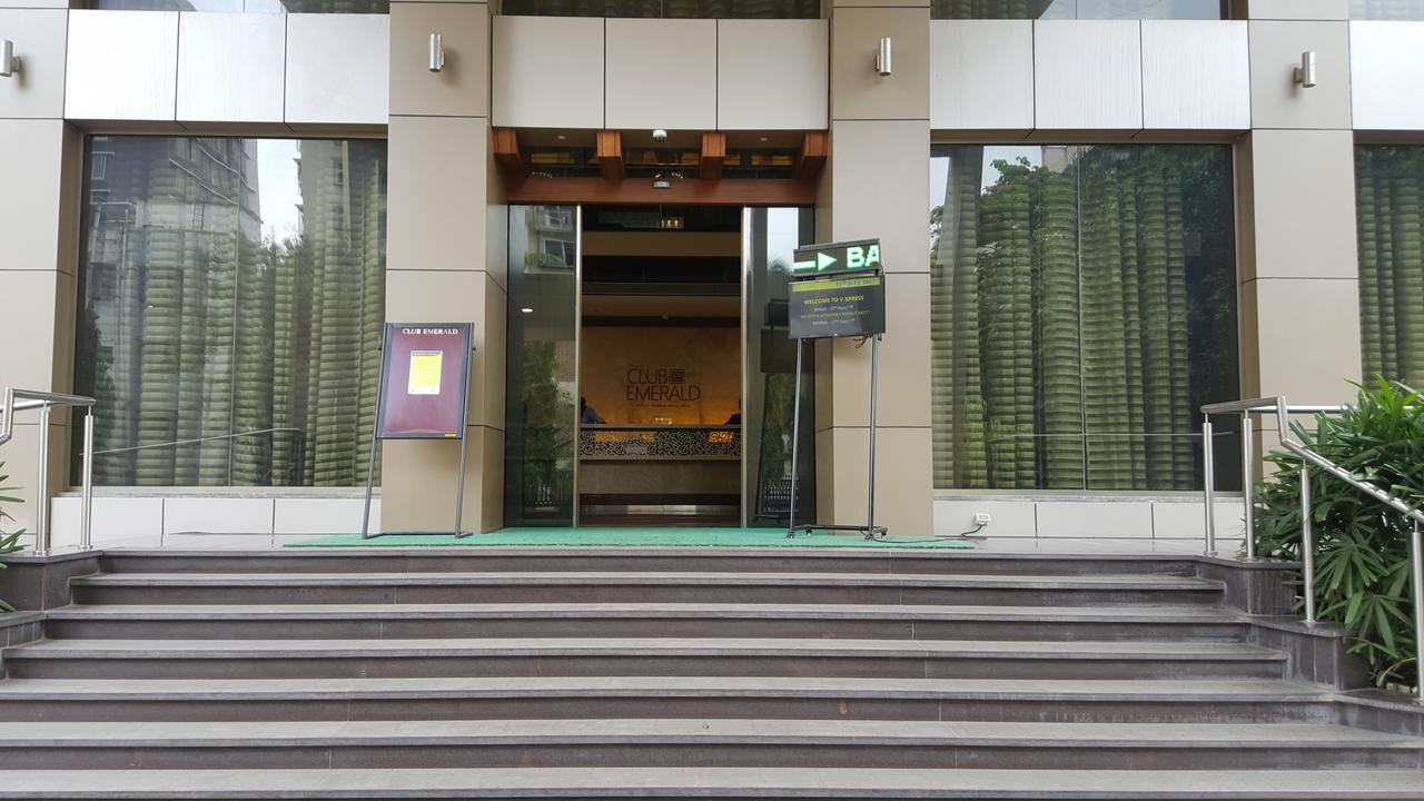 ホテル クラブ エメラルド ムンバイ エクステリア 写真